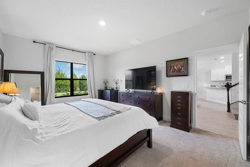 For Sale: $449,900 (5 beds, 3 baths, 2723 Square Feet)