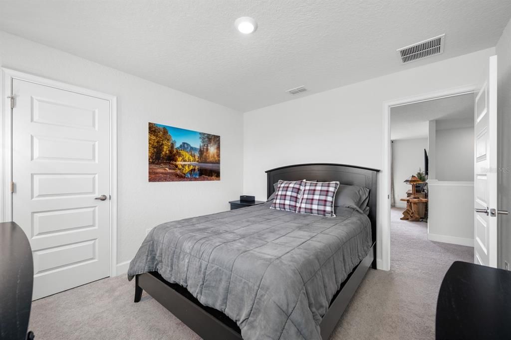 For Sale: $449,900 (5 beds, 3 baths, 2723 Square Feet)