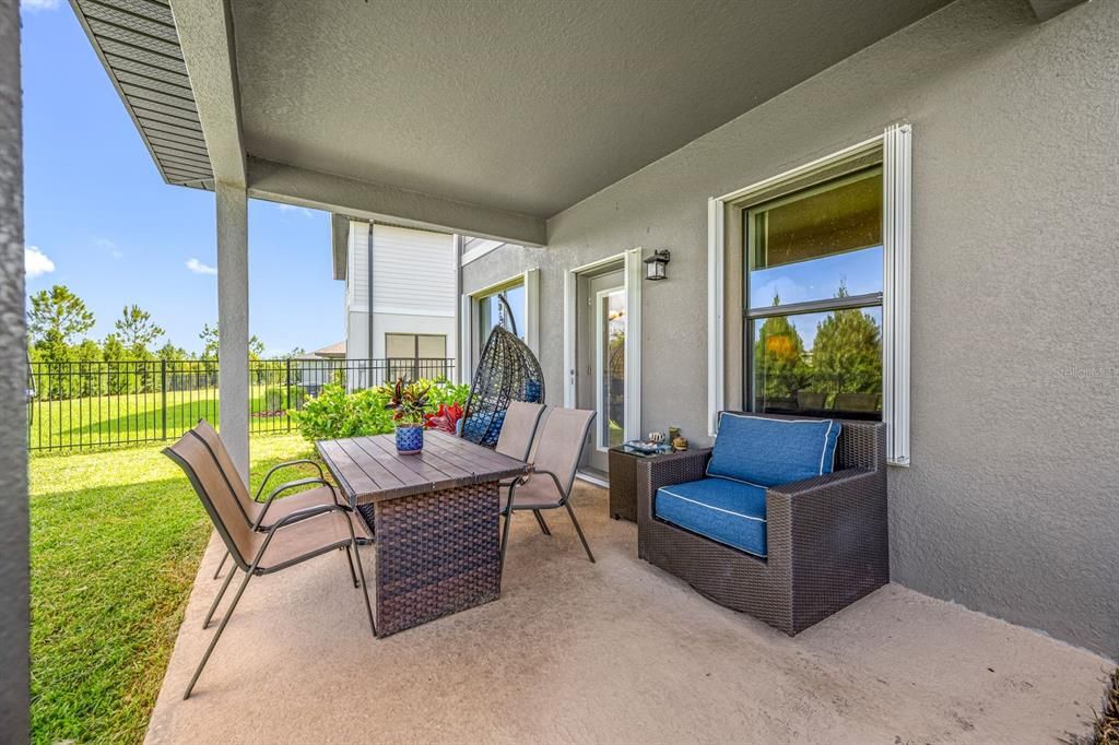 For Sale: $449,900 (5 beds, 3 baths, 2723 Square Feet)