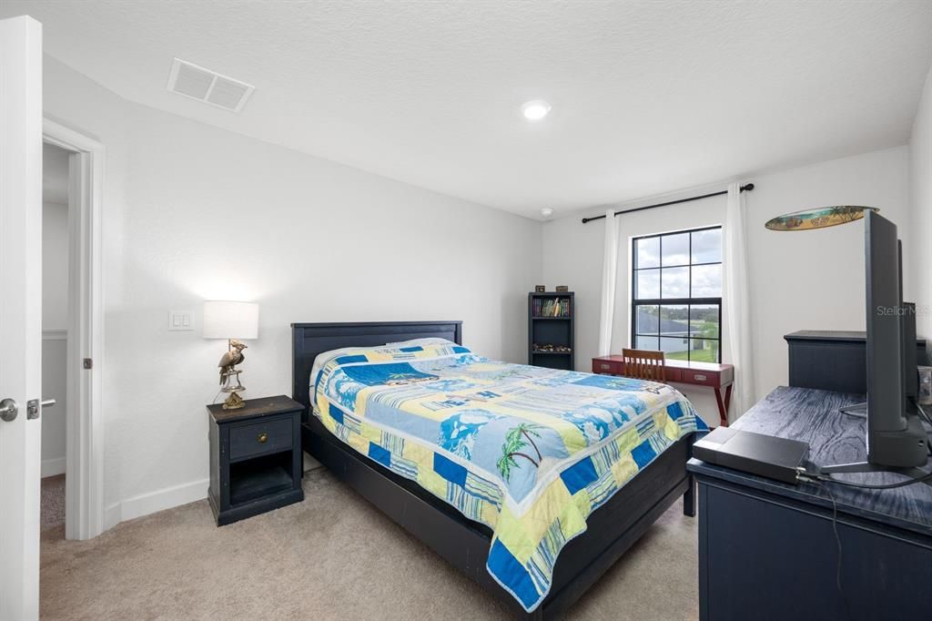 For Sale: $449,900 (5 beds, 3 baths, 2723 Square Feet)
