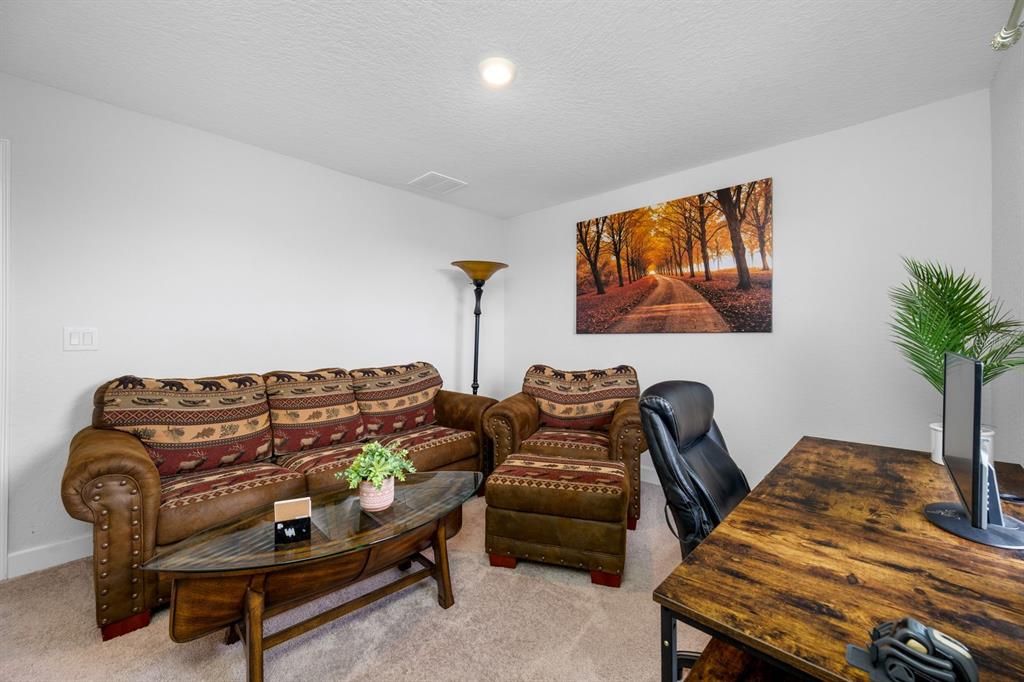 For Sale: $449,900 (5 beds, 3 baths, 2723 Square Feet)
