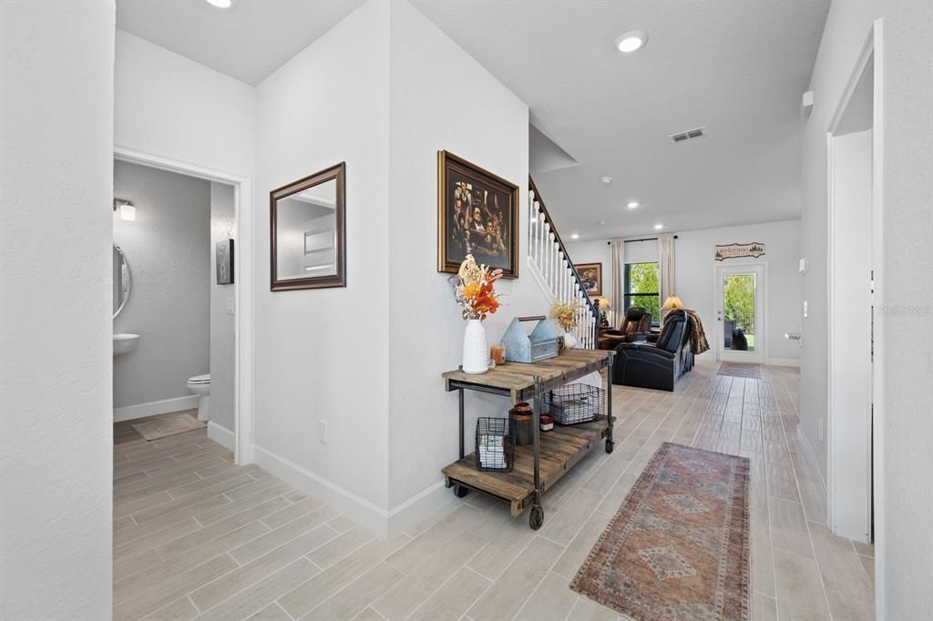 For Sale: $449,900 (5 beds, 3 baths, 2723 Square Feet)