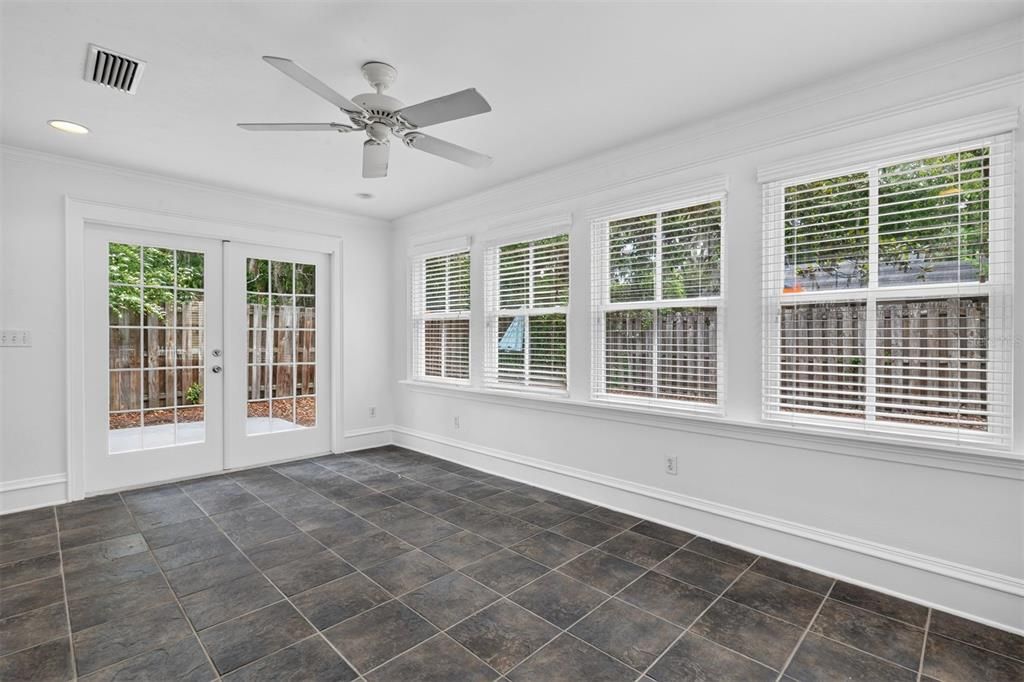 For Sale: $449,000 (3 beds, 2 baths, 1340 Square Feet)