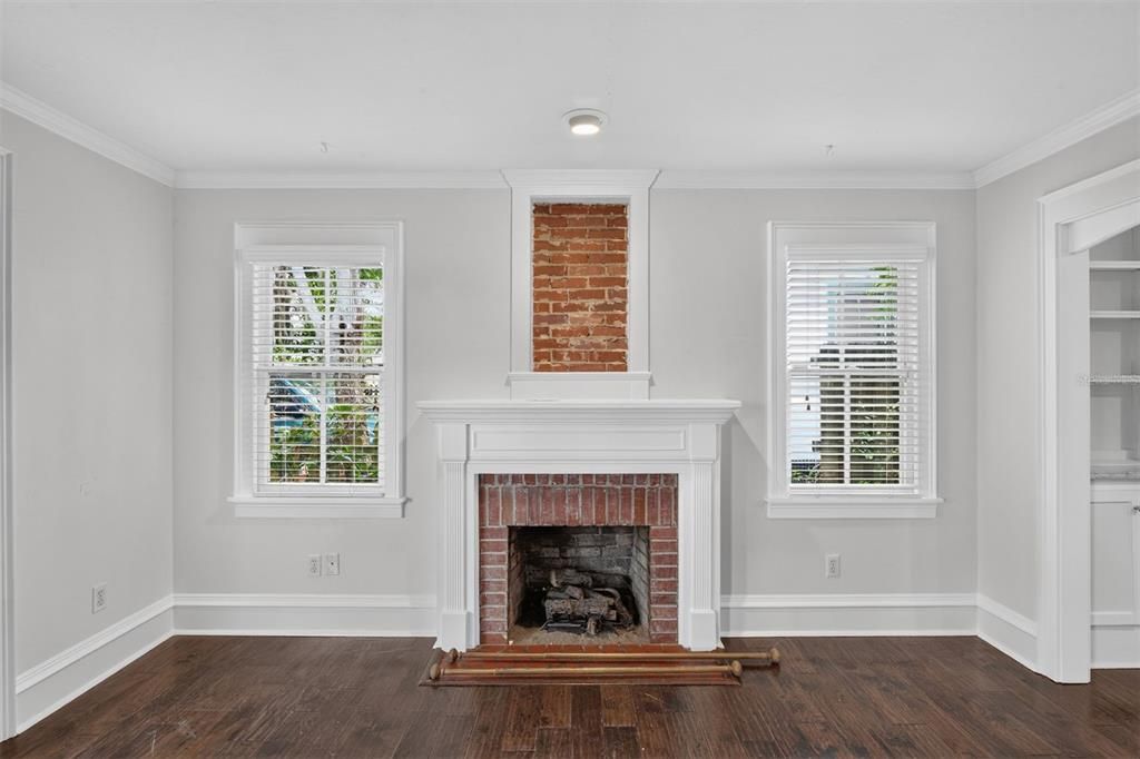 For Sale: $449,000 (3 beds, 2 baths, 1340 Square Feet)