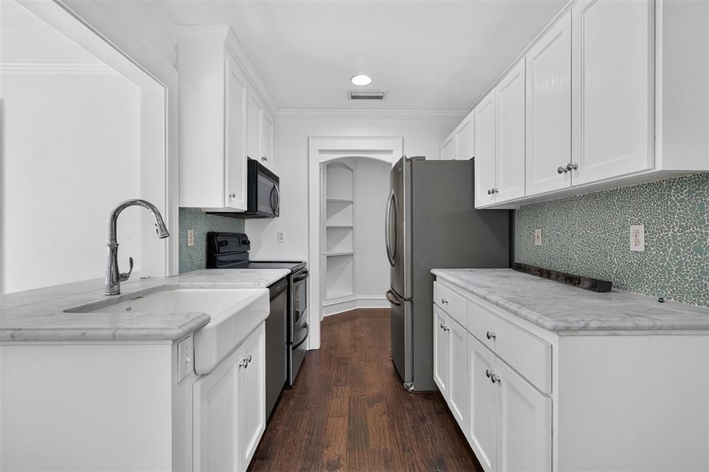 For Sale: $449,000 (3 beds, 2 baths, 1340 Square Feet)