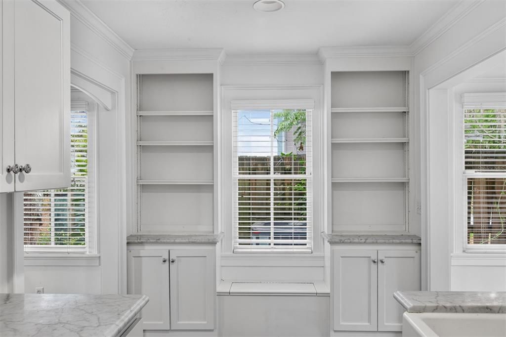 For Sale: $449,000 (3 beds, 2 baths, 1340 Square Feet)