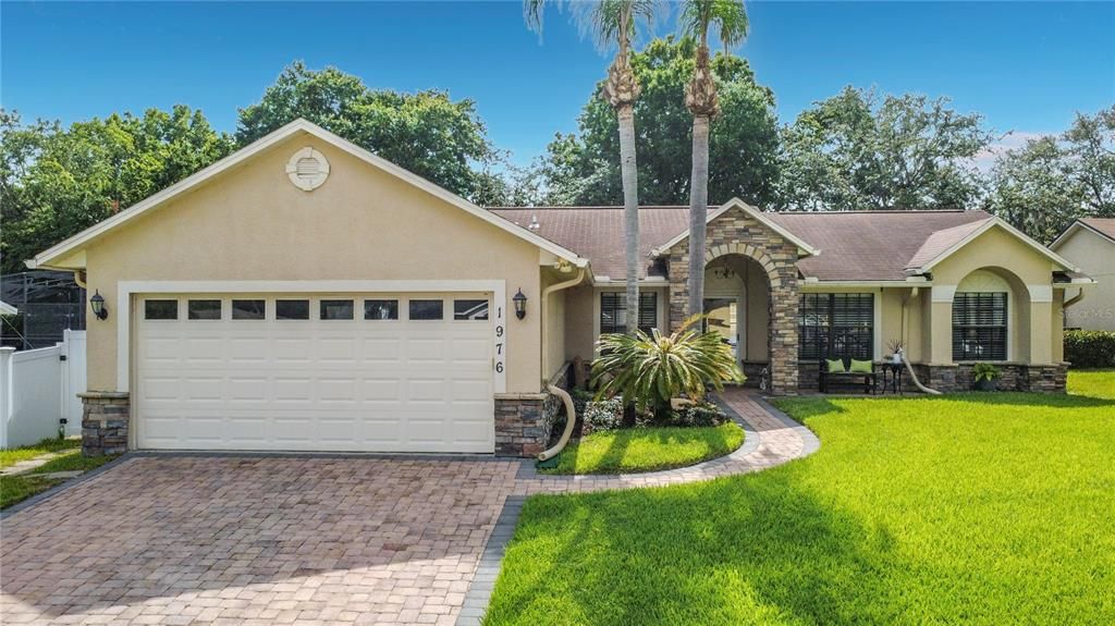 For Sale: $445,000 (3 beds, 2 baths, 1645 Square Feet)