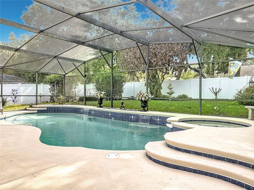 For Sale: $445,000 (3 beds, 2 baths, 1645 Square Feet)