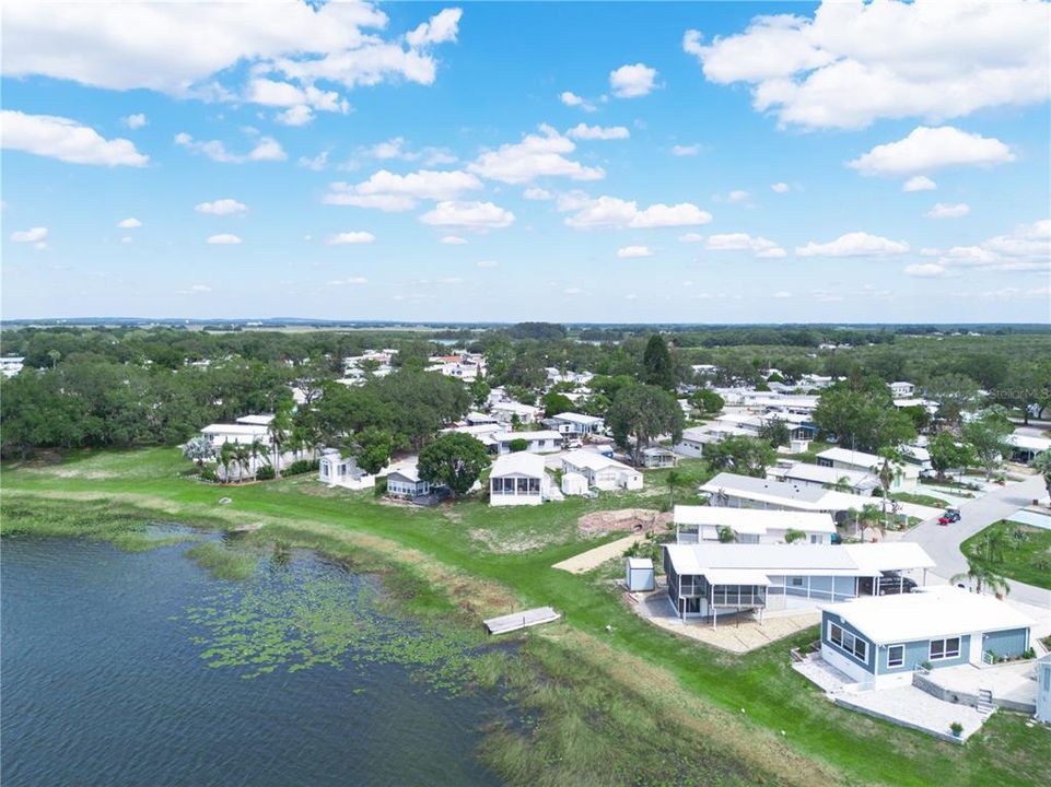 For Sale: $270,000 (2 beds, 2 baths, 1296 Square Feet)