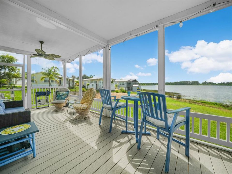 For Sale: $270,000 (2 beds, 2 baths, 1296 Square Feet)