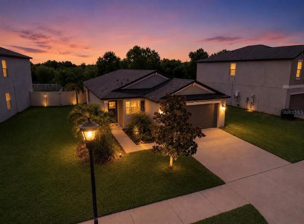 En Venta: $299,000 (3 camas, 2 baños, 1451 Pies cuadrados)