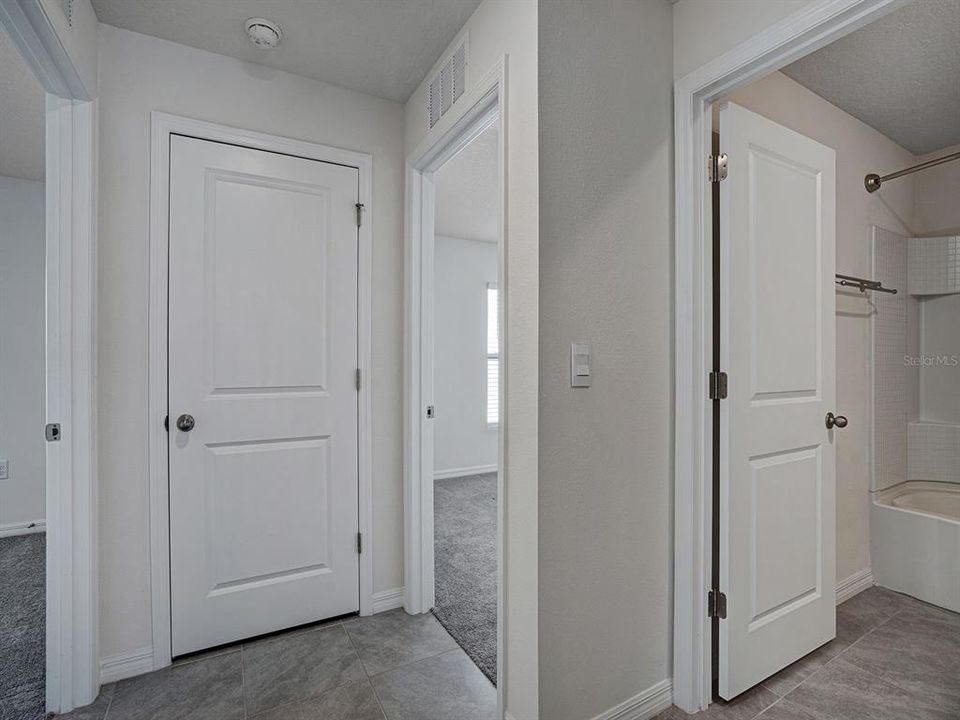 For Sale: $314,900 (3 beds, 2 baths, 1516 Square Feet)