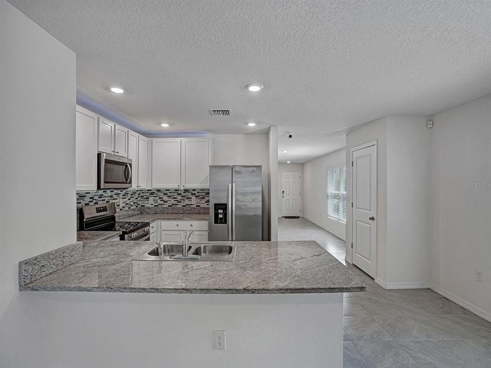 For Sale: $314,900 (3 beds, 2 baths, 1516 Square Feet)