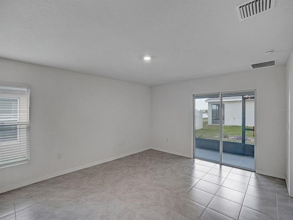 For Sale: $314,900 (3 beds, 2 baths, 1516 Square Feet)