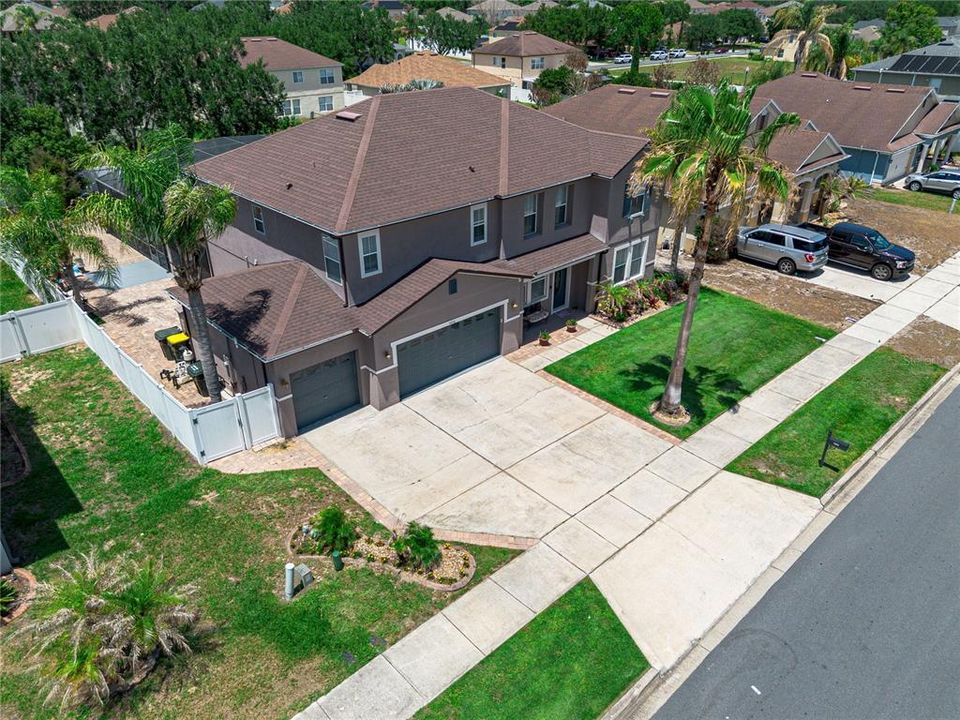 For Sale: $659,000 (5 beds, 3 baths, 3342 Square Feet)