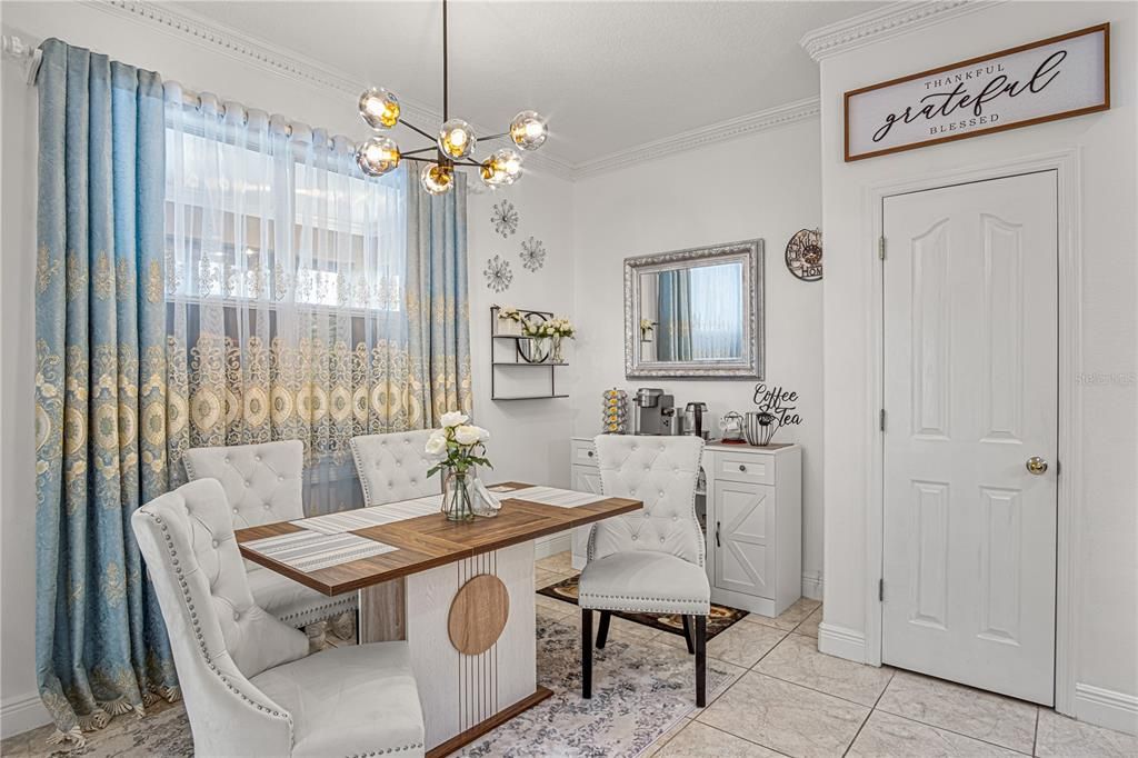 For Sale: $659,000 (5 beds, 3 baths, 3342 Square Feet)
