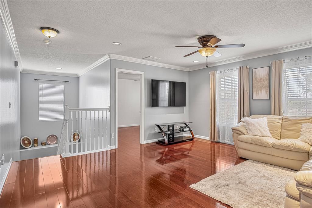For Sale: $659,000 (5 beds, 3 baths, 3342 Square Feet)