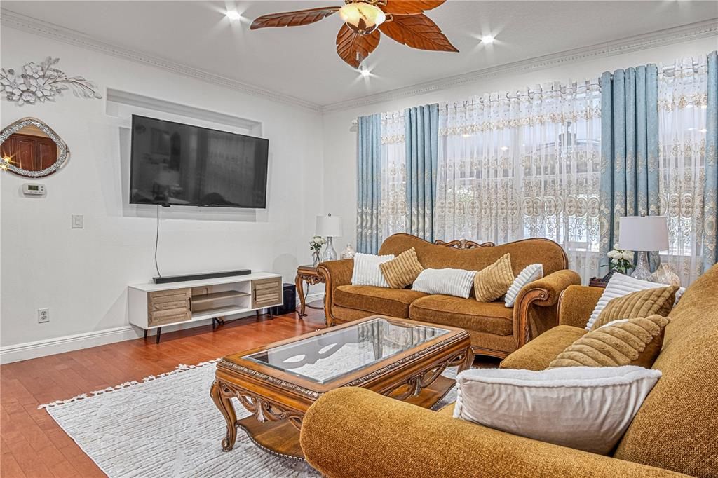 For Sale: $659,000 (5 beds, 3 baths, 3342 Square Feet)