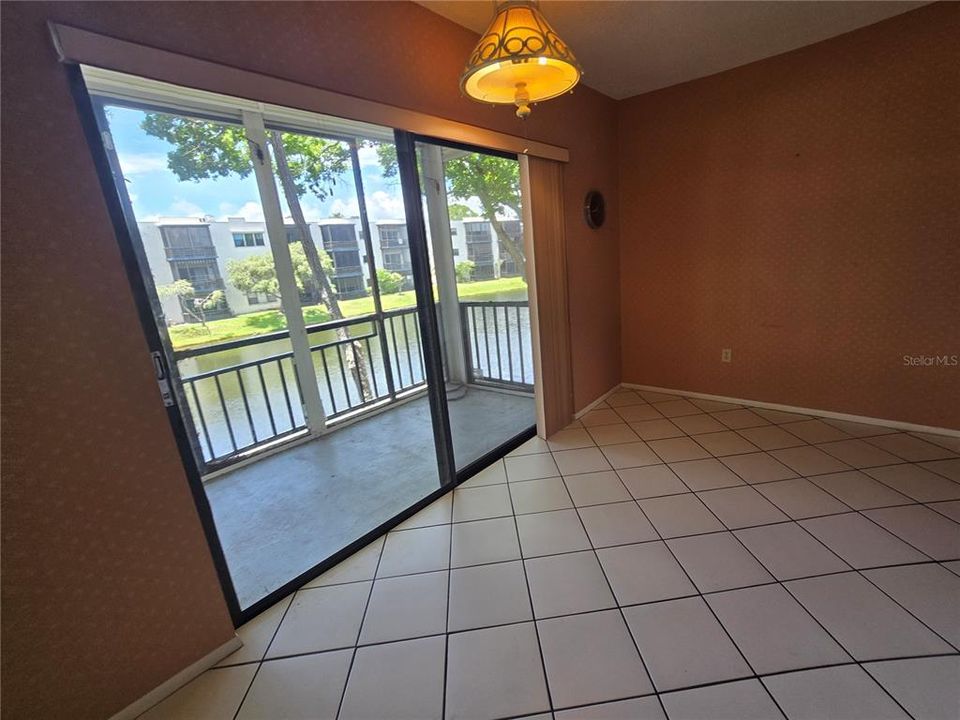 En Venta: $114,900 (2 camas, 2 baños, 1135 Pies cuadrados)