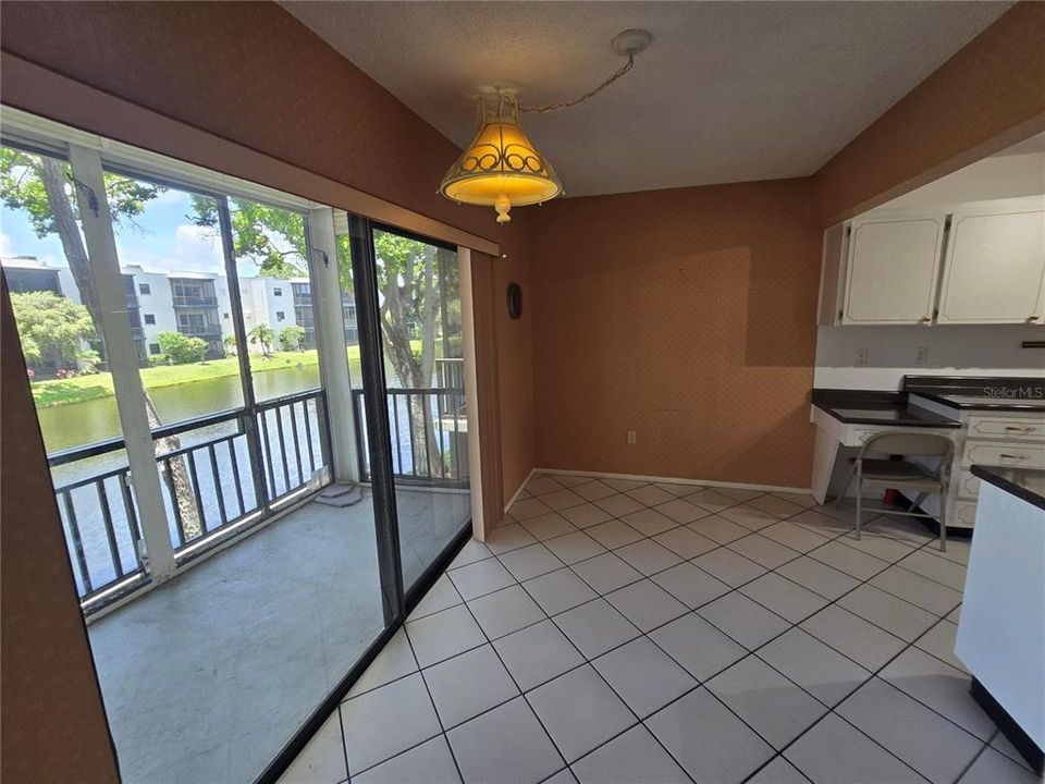 En Venta: $114,900 (2 camas, 2 baños, 1135 Pies cuadrados)