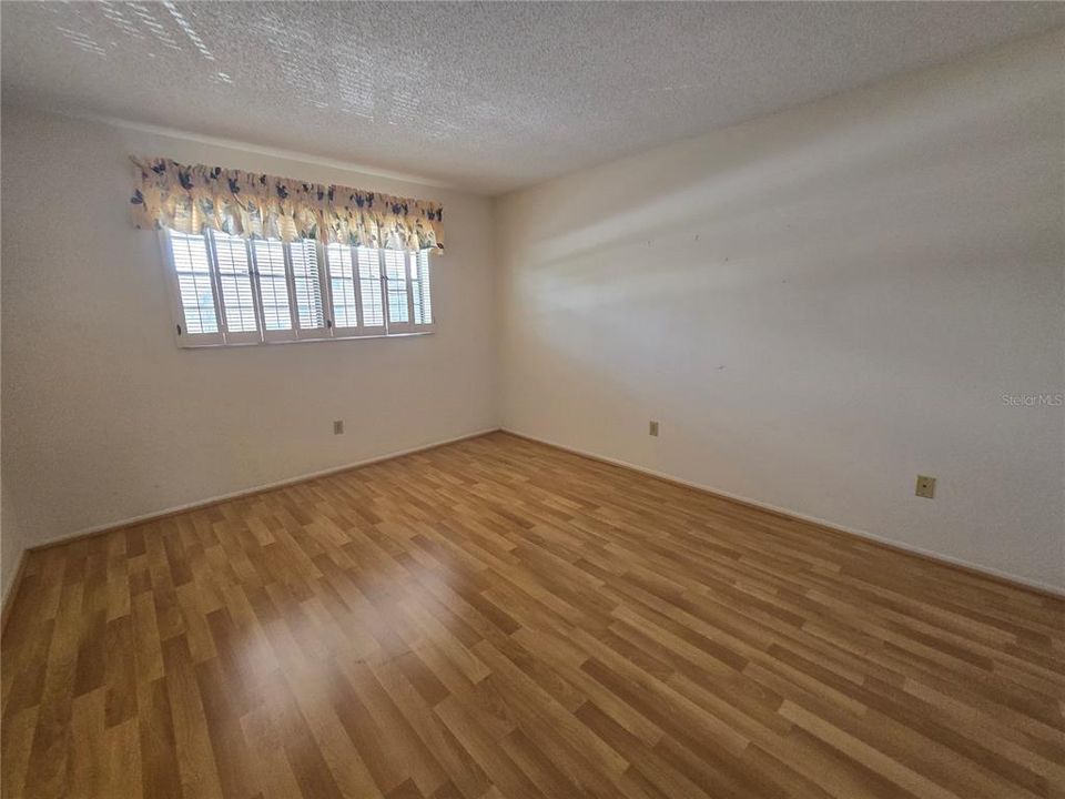 En Venta: $114,900 (2 camas, 2 baños, 1135 Pies cuadrados)