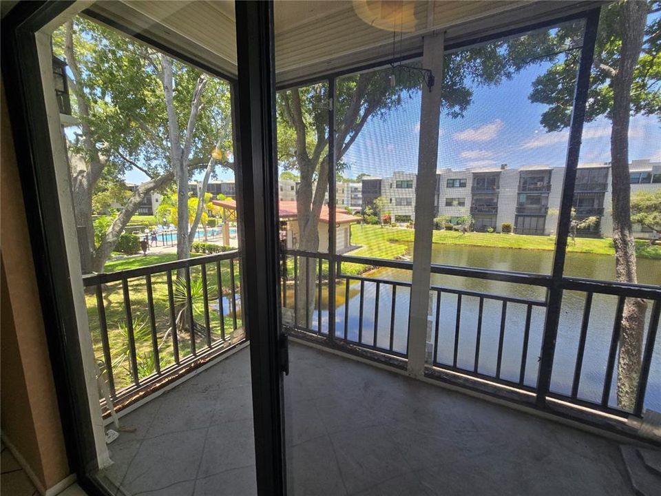 En Venta: $114,900 (2 camas, 2 baños, 1135 Pies cuadrados)