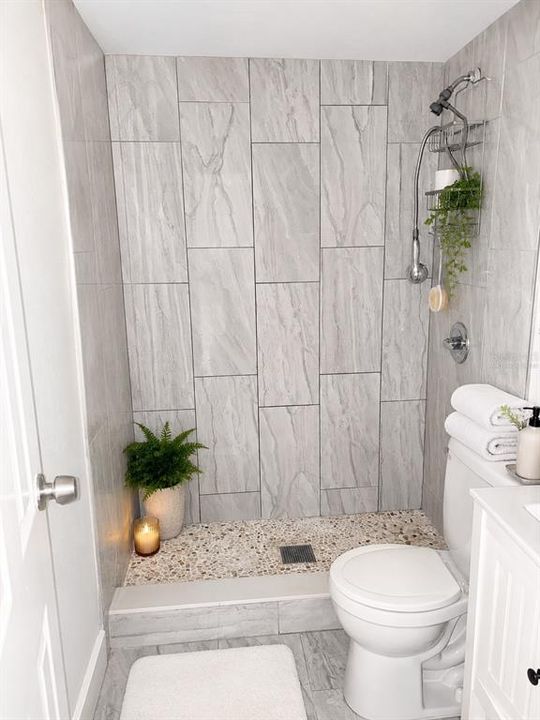 For Rent: $2,650 (4 beds, 2 baths, 1228 Square Feet)