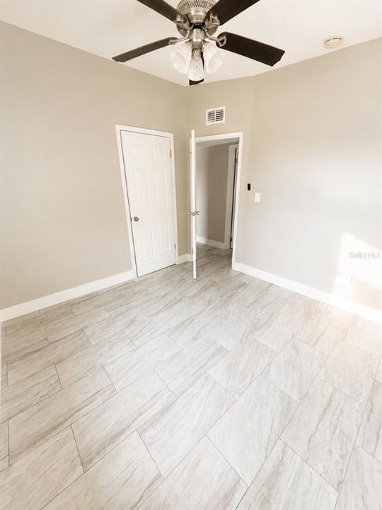 For Rent: $2,650 (4 beds, 2 baths, 1228 Square Feet)