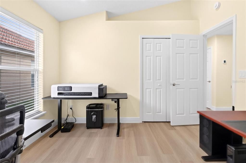 For Sale: $500,000 (3 beds, 2 baths, 1560 Square Feet)