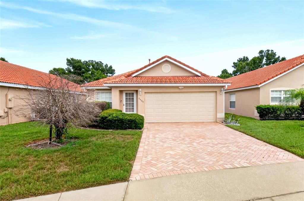 For Sale: $500,000 (3 beds, 2 baths, 1560 Square Feet)