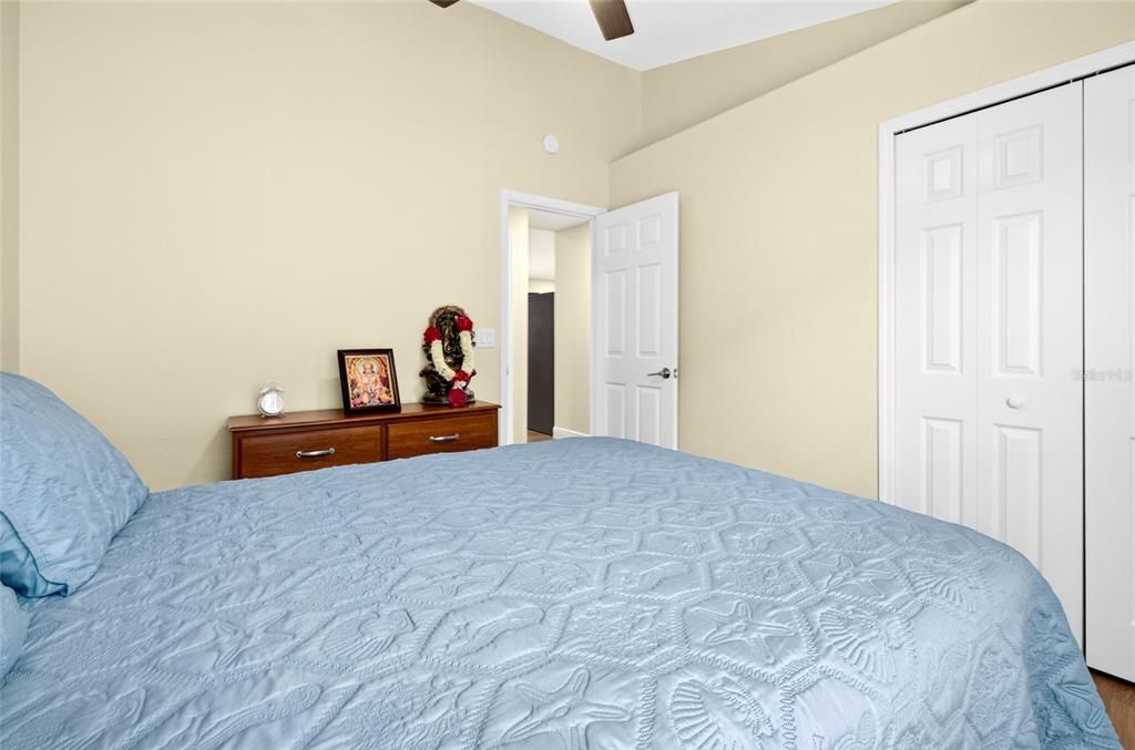 For Sale: $500,000 (3 beds, 2 baths, 1560 Square Feet)