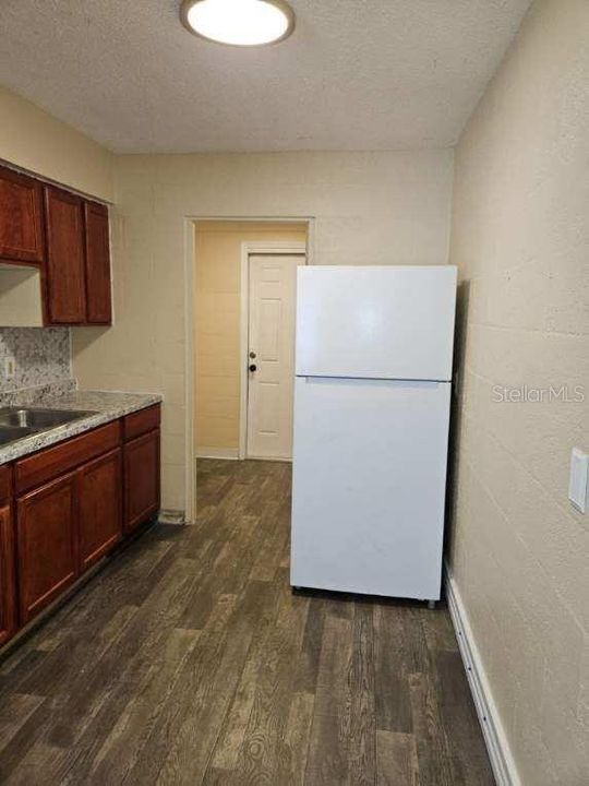 For Rent: $1,200 (2 beds, 1 baths, 648 Square Feet)