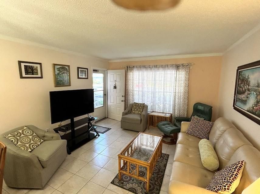 En Venta: $154,500 (2 camas, 1 baños, 835 Pies cuadrados)
