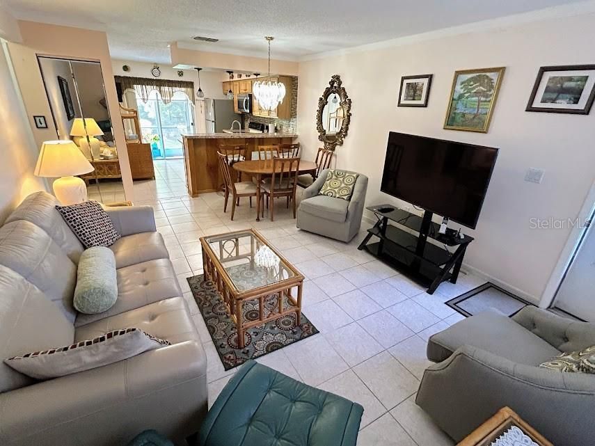 En Venta: $154,500 (2 camas, 1 baños, 835 Pies cuadrados)