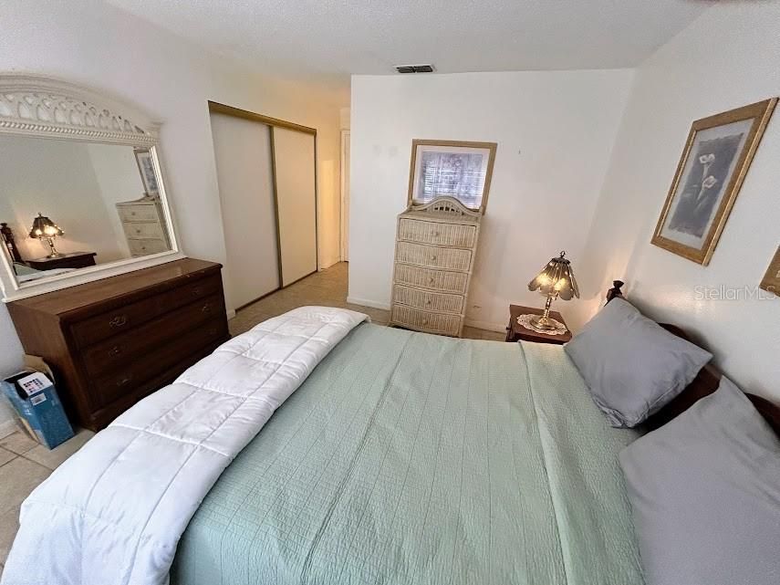 En Venta: $154,500 (2 camas, 1 baños, 835 Pies cuadrados)