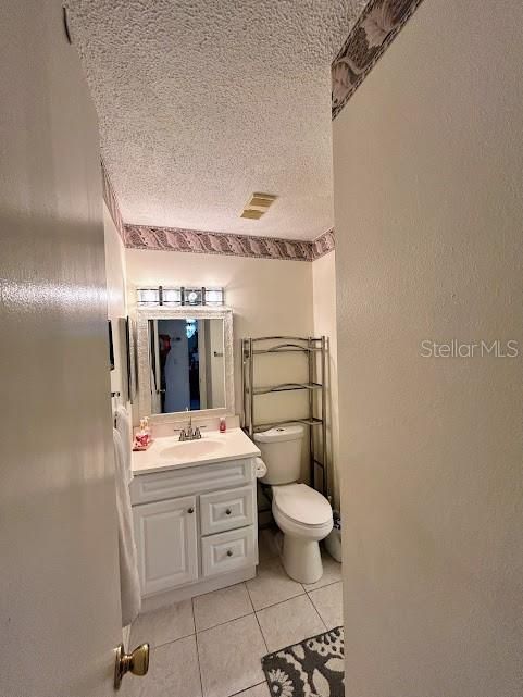 En Venta: $154,500 (2 camas, 1 baños, 835 Pies cuadrados)