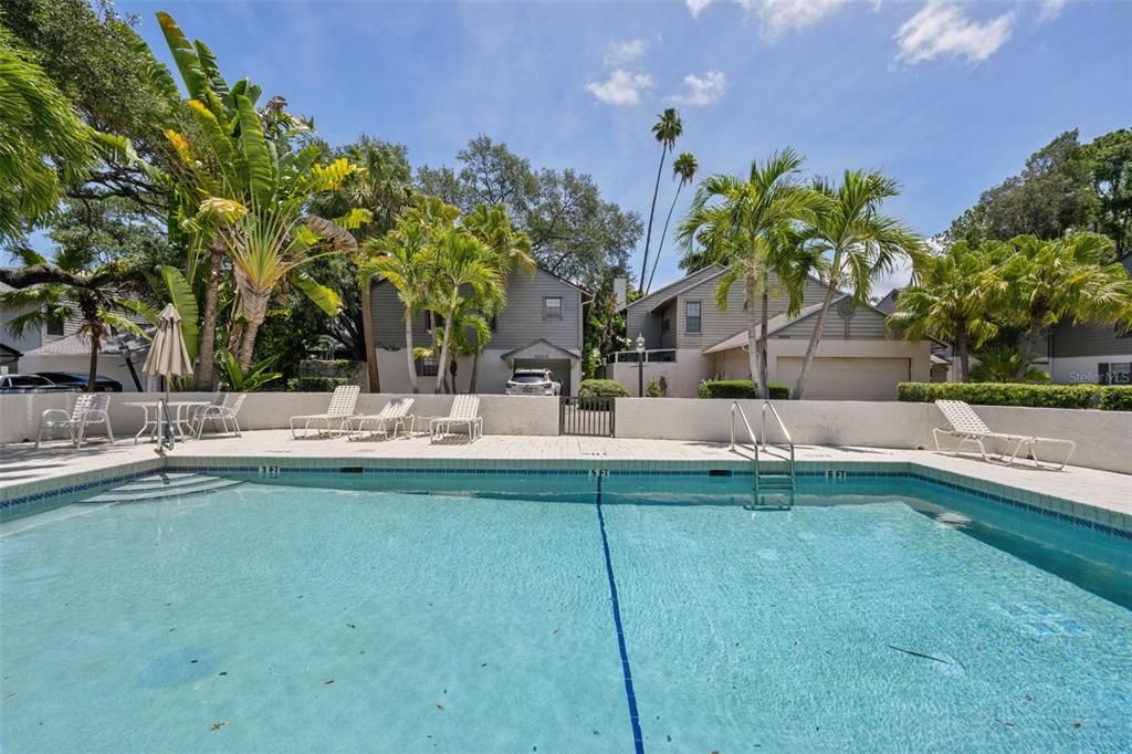 En Venta: $585,000 (3 camas, 2 baños, 1820 Pies cuadrados)