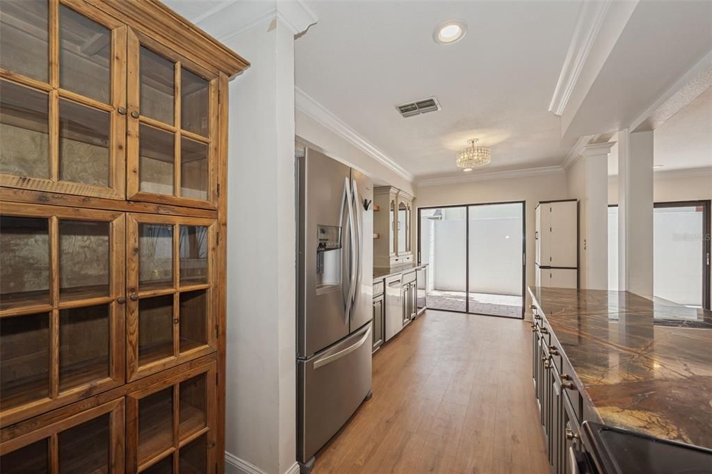 En Venta: $585,000 (3 camas, 2 baños, 1820 Pies cuadrados)