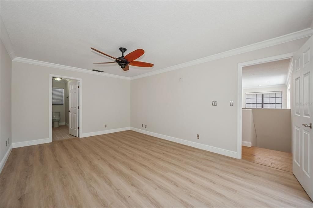 En Venta: $585,000 (3 camas, 2 baños, 1820 Pies cuadrados)