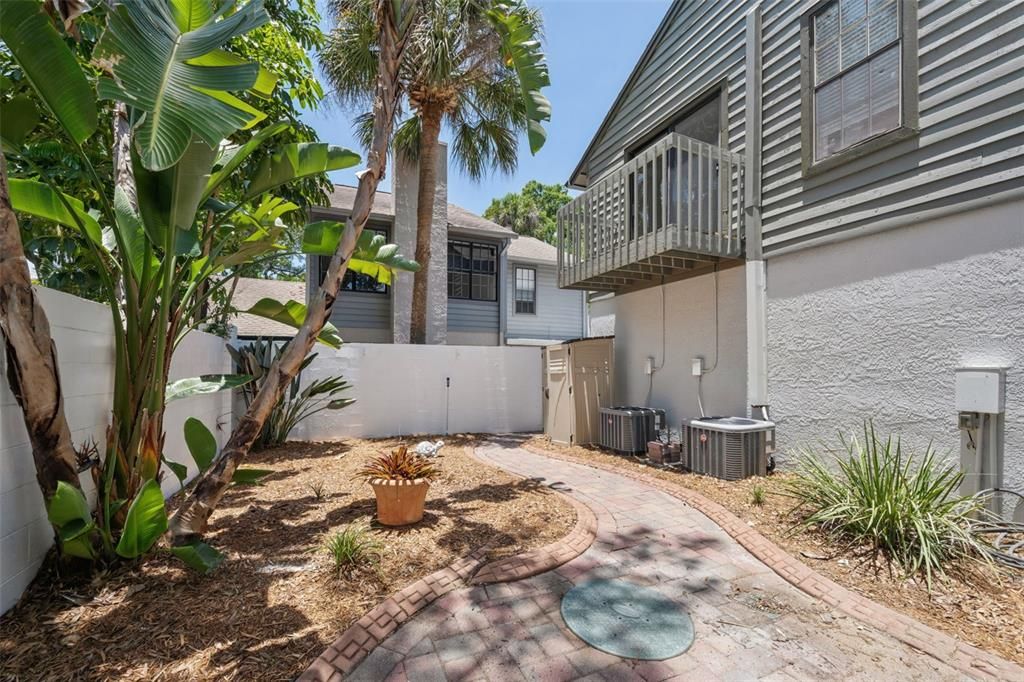 En Venta: $585,000 (3 camas, 2 baños, 1820 Pies cuadrados)