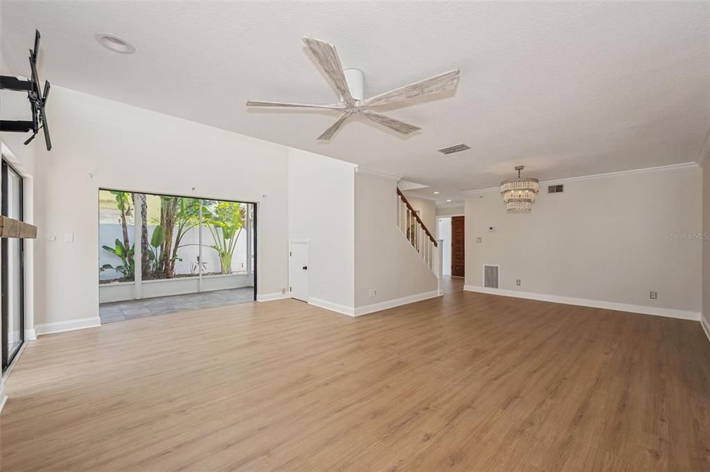 En Venta: $585,000 (3 camas, 2 baños, 1820 Pies cuadrados)