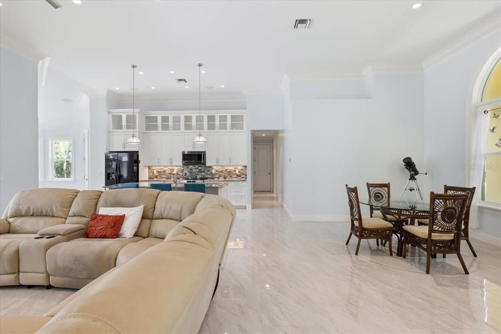 For Sale: $1,399,000 (3 beds, 2 baths, 2105 Square Feet)