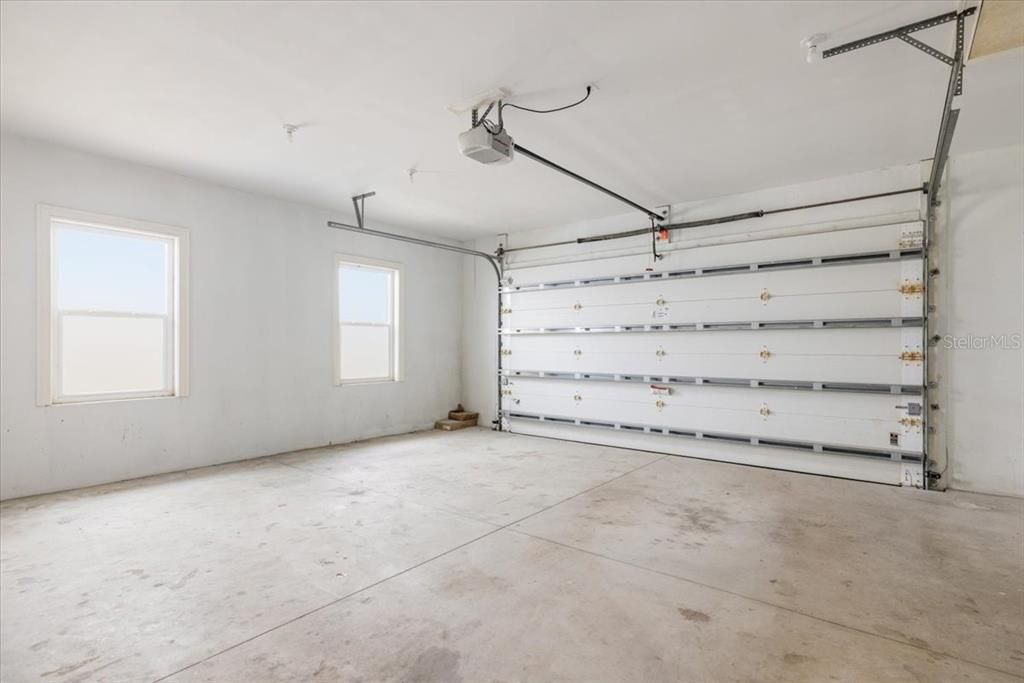 For Sale: $1,399,000 (3 beds, 2 baths, 2105 Square Feet)
