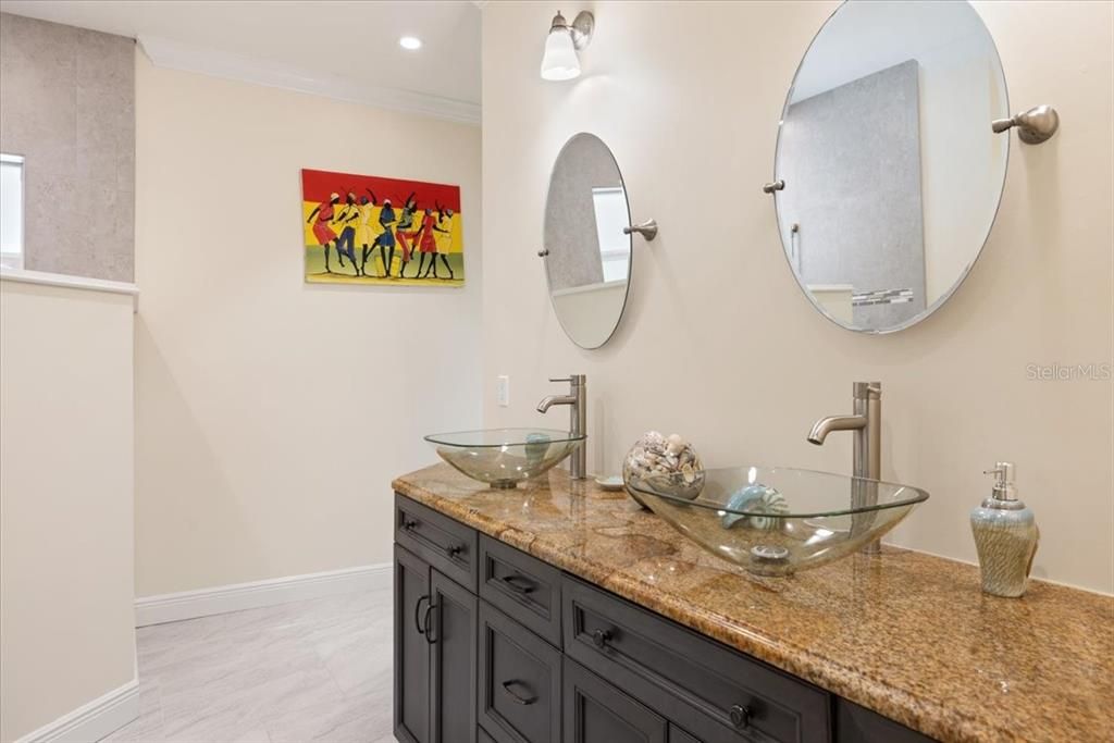 For Sale: $1,399,000 (3 beds, 2 baths, 2105 Square Feet)