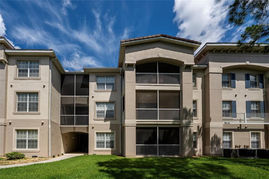For Sale: $235,000 (3 beds, 2 baths, 1433 Square Feet)