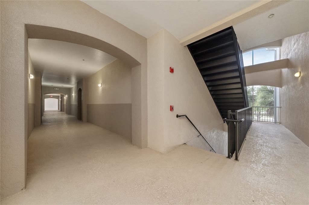 For Sale: $235,000 (3 beds, 2 baths, 1433 Square Feet)