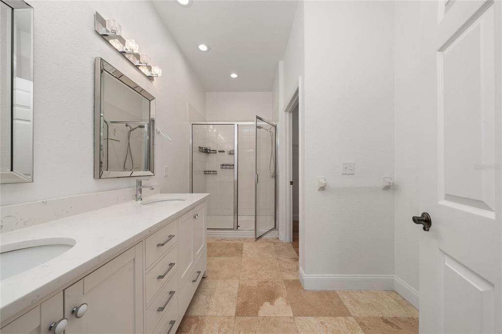 For Sale: $235,000 (3 beds, 2 baths, 1433 Square Feet)