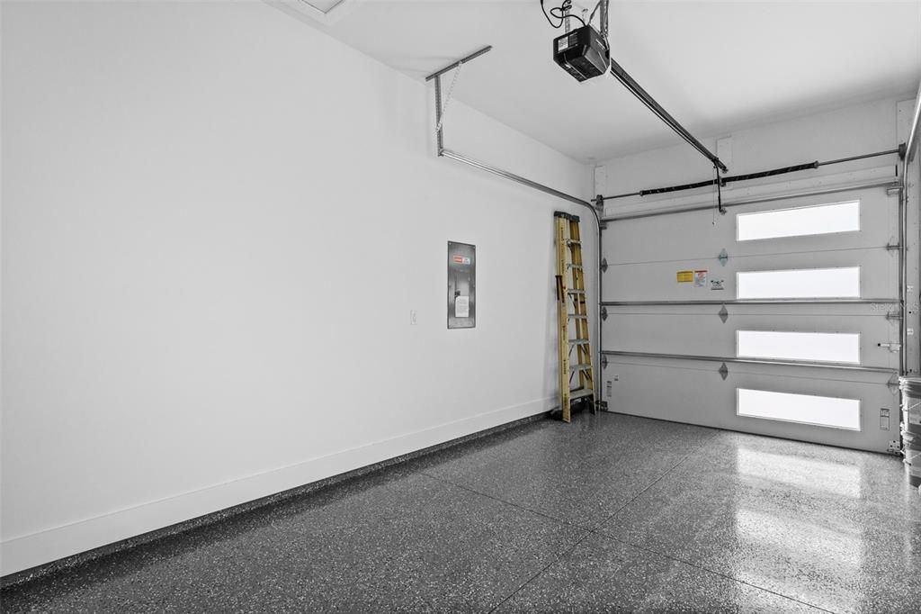 На продажу: $359,900 (3 спален, 2 ванн, 1269 Квадратных фут)
