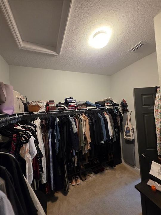 En Renta: $2,350 (3 camas, 2 baños, 2072 Pies cuadrados)