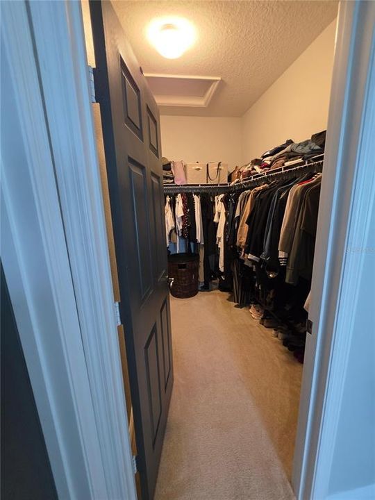 En Renta: $2,350 (3 camas, 2 baños, 2072 Pies cuadrados)